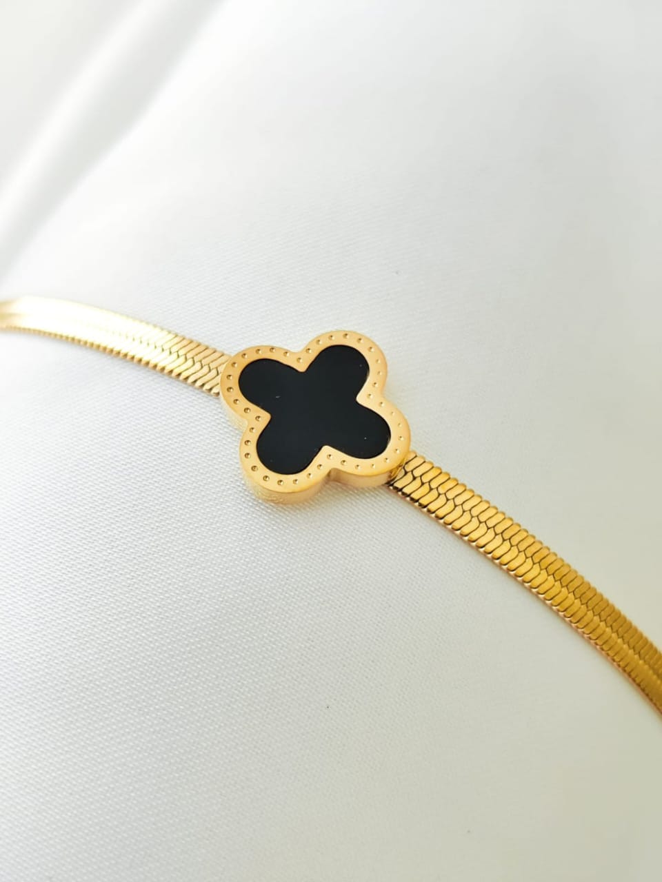 Clover Snake Gold Chain Bracelet