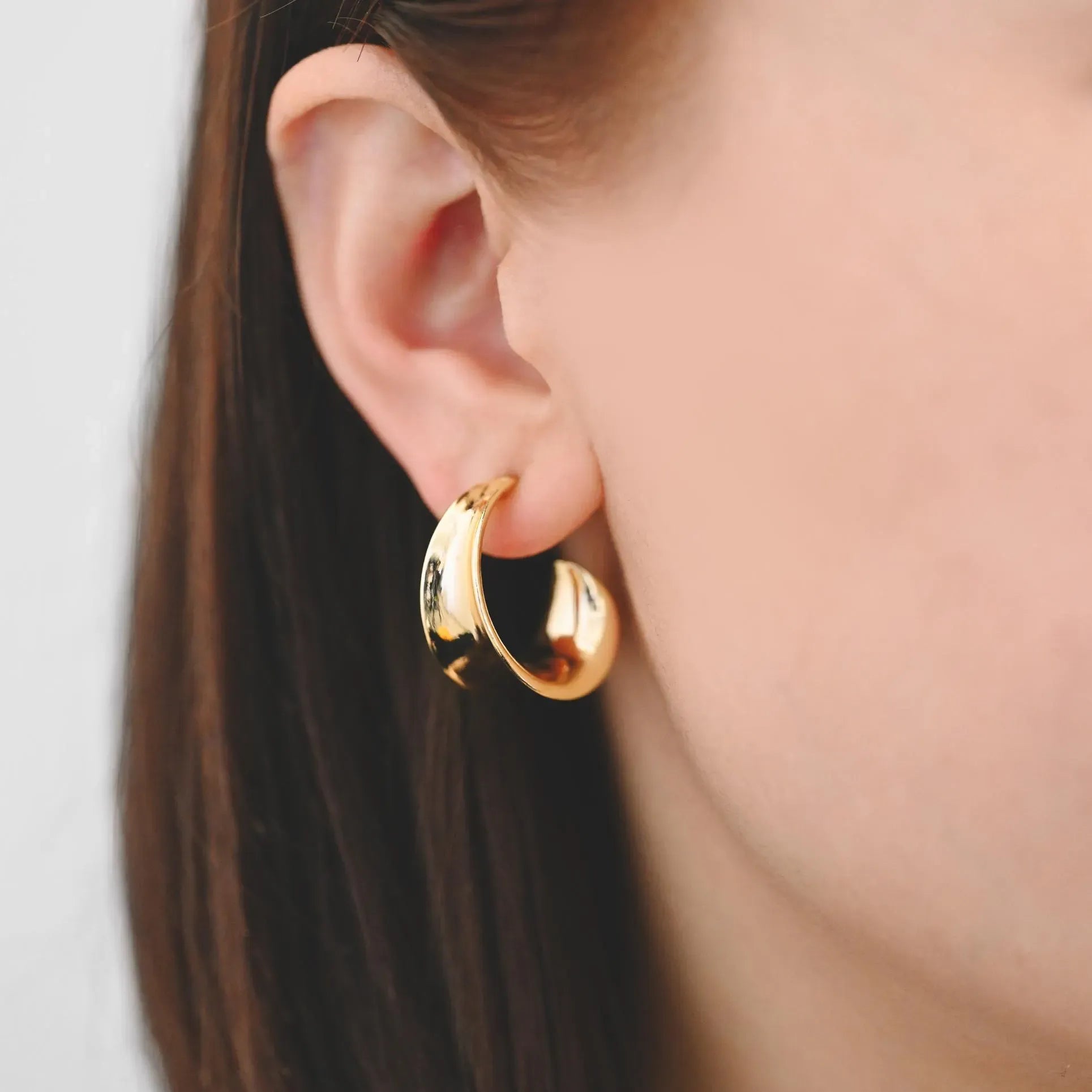 Minimalist C Shape Stud Earring