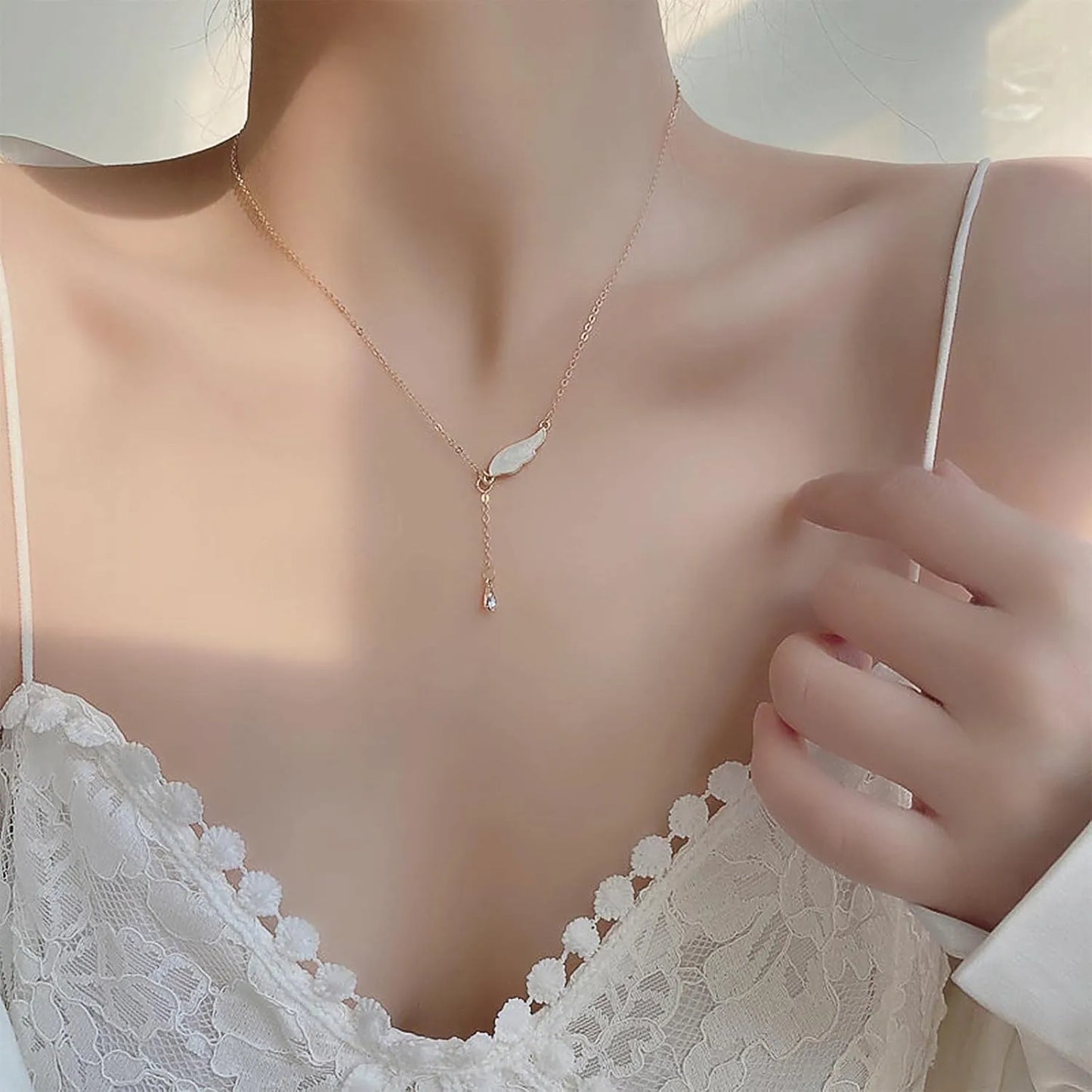 Y Shape Pendant Gold Wing Choker Necklace Teardrop Chain